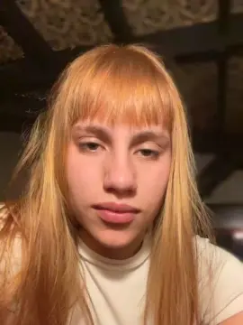 Cam4 Adult Webcam of saraangelafern1