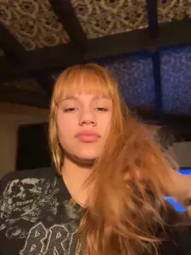 Cam4 Watch Live Sex Cams of saraangelafern1