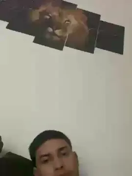 Cam4 Free Live Porn of hugo7084