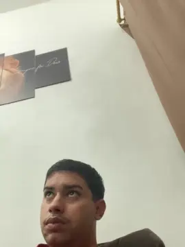 Cam4 Free Live Porn of hugo7084