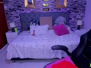 Cam4 Adult Video Chat of Viiolet__moon