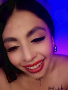 Cam4 Free Live Porn of CherryVelvet_