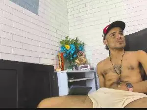 Cam4 Nude Webcam of GeorgeBigDick