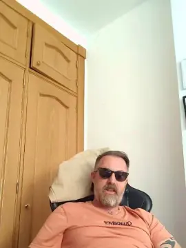 Cam4 Live Sex of Atipiko
