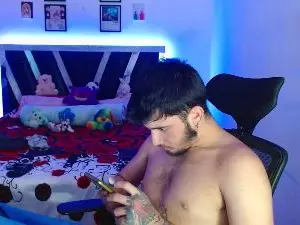 Cam4 Free Porn Cam of sebasxxl2