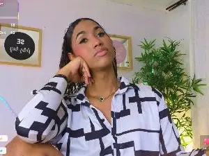 Cam4 Live Sex of alicemassiel