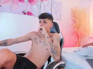 Cam4 Sex Cam of tommy_valverde