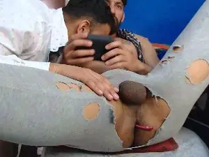 Cam4 Live Sex of DERECKHOT33