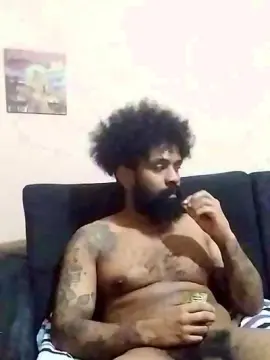 Cam4 Free Live Porn of caedumar