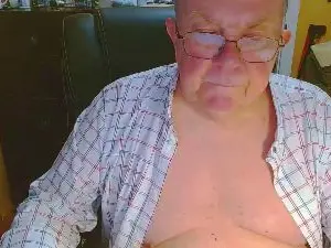 Cam4 Watch Live Sex Cams of loftus3