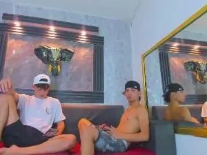 Cam4 Live Porn of tayler_blessed