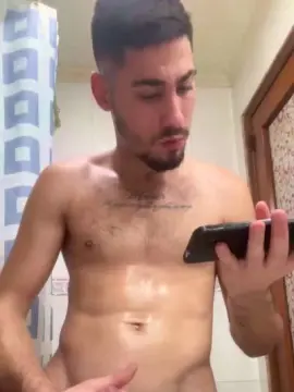 Cam4 Free Live Porn of Denuevosaqui