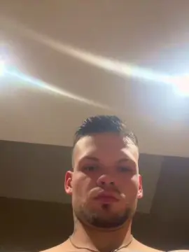 Cam4 Live Sex Cam of nicolas2471