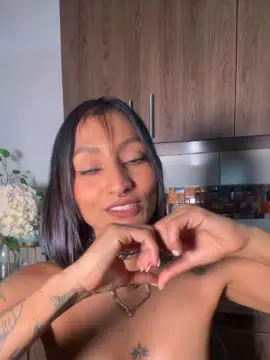 Cam4 Live Porn of AnyLeon