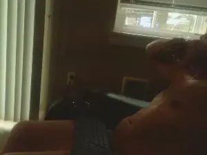 Cam4 Sex Cam of Beardedveteran