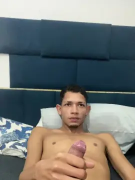 Cam4 Sex Chat of Mlknovinhooo