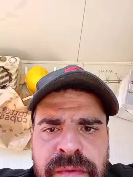 Cam4 Sex Cam of Giorgiomuffi