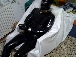 Cam4 Live Sex Cam of latexslut1