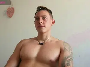 Cam4 Best Webcam of Latino_Milk_99