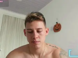 Cam4 Live Sex Cam of Latino_Milk_99