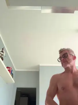 Cam4 Best live sex cam show of Axl_hot