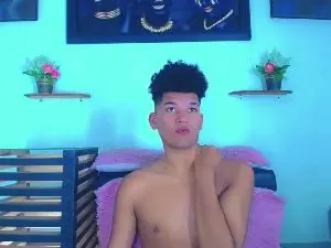 Cam4 Free Live Porn of Tatoo_Noah