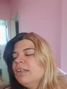 Cam4 Best live sex cam show of Maxylovely