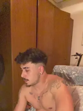 Cam4 Free Live Porn of Mojitoxxx69