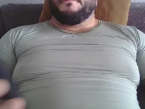 Cam4 Live Porn of guaposexy1