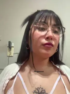 Cam4 Nude Webcam of Lareyni26
