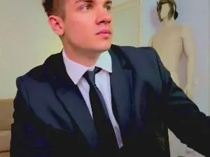 Cam4 Free Live Porn of MaxKaidenn
