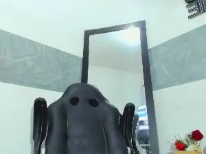 Cam4 Nude Webcam of cristhofer_evan