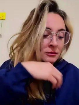 Cam4 Best live sex cam show of Shirlita2