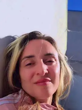 Cam4 Watch Live Sex Cams of Shirlita2