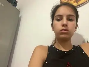 Cam4 Live Porn of KathieBenziger