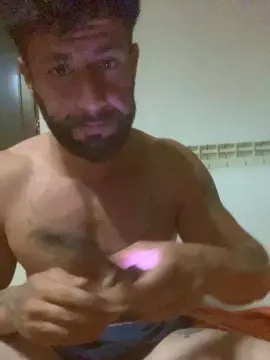Cam4 Watch Live Sex Cams of cecciotti97
