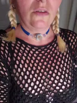 Cam4 Live Sex Cam of JuliaJamesXX69