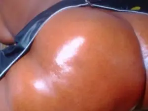 Cam4 Live Sex Cam of EBONYCUM69