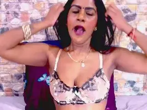 Cam4 Live Porn of EroticStripper