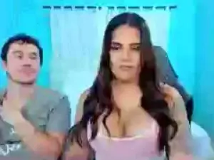 Cam4 Free Porn Cam of sweetc0uple_