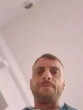 Cam4 Live Porn of Luigiscarrone