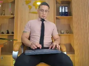 Cam4 Free Live Porn of Josh_Miller__