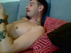 Cam4 Free Porn Cam of Chicosexyhetero