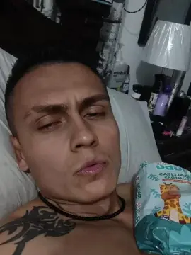 Cam4 Live Sex Cam of davidaya98