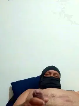Cam4 Watch Live Sex Cams of rochaalvramiro1