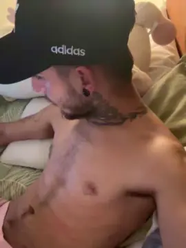 Cam4 Live Sex of AlanyAdam
