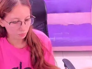 Cam4 Live Porn of blondie_squirt