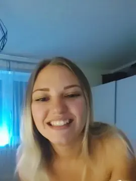 Cam4 Adult Webcams of blondiii_19