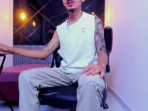 Cam4 Free Live Porn of DylanAnderson