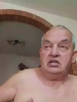 Cam4 Live Sex of giovanniAP